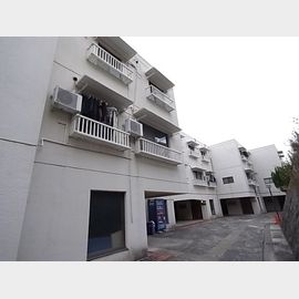 六甲駅より徒歩23分 3階 築46年10ヶ月の賃貸物件