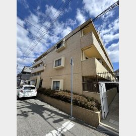 武庫之荘駅より徒歩8分 3階 築40年3ヶ月の賃貸物件