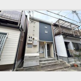 大倉山駅より徒歩4分 1階 築14年11ヶ月の賃貸物件