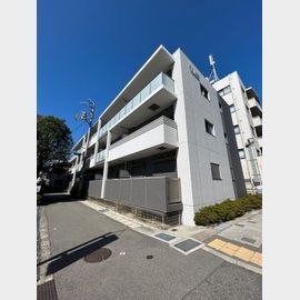 ＡＵＲＵＭＧＲＡＮＤＥ 2階 築6年5ヶ月の賃貸物件