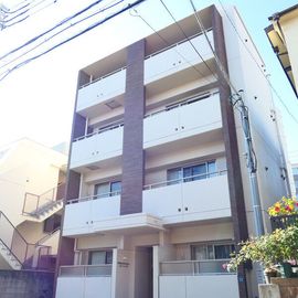 六甲駅より徒歩3分 4階 築17年10ヶ月の賃貸物件