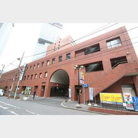 南新宿駅より徒歩3分 8階 築50年の賃貸物件