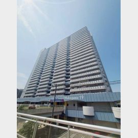 武庫川団地前駅より徒歩13分 23階 築44年の賃貸物件