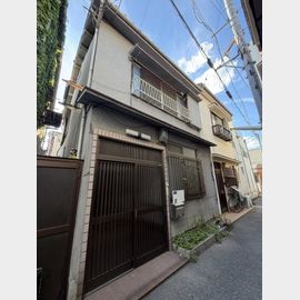 大倉山駅より徒歩11分 1階 築59年の賃貸物件
