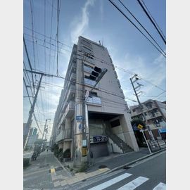 塚本駅より徒歩4分 7階 築28年の賃貸物件