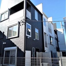 自由が丘駅より徒歩11分 2階 築6年の賃貸物件