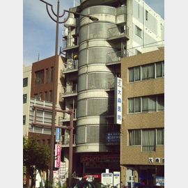 鷹取駅より徒歩15分 6階 築35年11ヶ月の賃貸物件