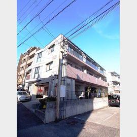 シャルマン・ドミール 3階 築27年8ヶ月の賃貸物件