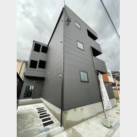 高宮駅より徒歩3分 3階 築1年7ヶ月の賃貸物件