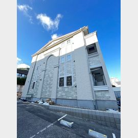 三ノ宮駅より徒歩13分 1階 築2年11ヶ月の賃貸物件