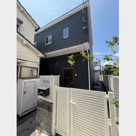 大倉山駅より徒歩8分 1階 築8年7ヶ月の賃貸物件