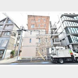 北参道駅より徒歩10分 1階 築29年2ヶ月の賃貸物件