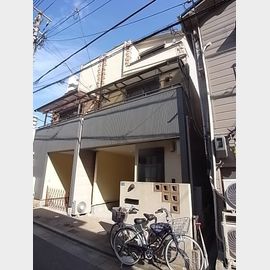 三ノ宮駅より徒歩7分 1階 築21年9ヶ月の賃貸物件