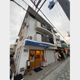 六番館 2階 築40年7ヶ月の賃貸物件
