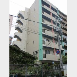 箱崎駅より徒歩2分 5階 築20年8ヶ月の賃貸物件