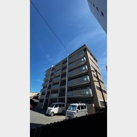 西鉄平尾駅より徒歩15分 2階 築8年10ヶ月の賃貸物件