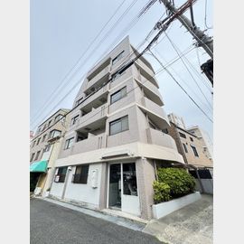 三ノ宮駅より徒歩13分 1階 築29年5ヶ月の賃貸物件