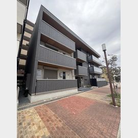 鷹取駅より徒歩7分 新築 3階建の賃貸物件