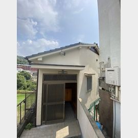 丸山駅より徒歩6分 築40年7ヶ月 2階建の賃貸物件