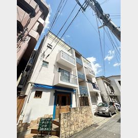 マンション—Ｌ 2階 築56年3ヶ月の賃貸物件
