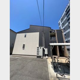 立花駅より徒歩12分 1階 築10年の賃貸物件