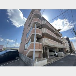 明石駅より徒歩8分 築23年 5階建の賃貸物件