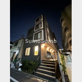 池尻大橋駅より徒歩10分 3階 築3年の賃貸物件