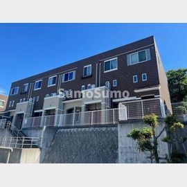 西舞子駅より徒歩24分 築10年1ヶ月 3階建の賃貸物件