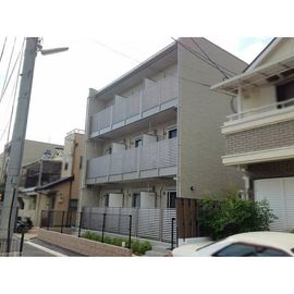 灘駅より徒歩13分 1階 築8年9ヶ月の賃貸物件