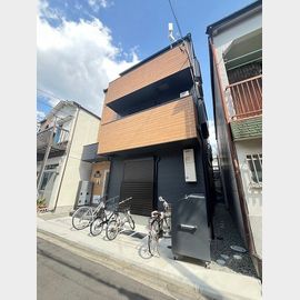 東鳴尾駅より徒歩7分 3階 築3年5ヶ月の賃貸物件