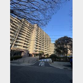 名谷駅より徒歩27分 4階 築33年8ヶ月の賃貸物件