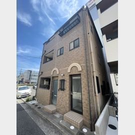 湊川駅より徒歩6分 1階 築21年7ヶ月の賃貸物件