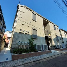 祐天寺駅より徒歩16分 1階 築2年11ヶ月の賃貸物件