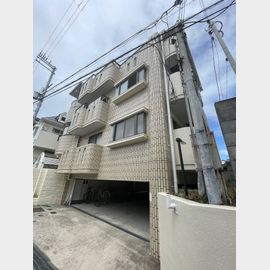 大倉山駅より徒歩13分 3階 築36年10ヶ月の賃貸物件