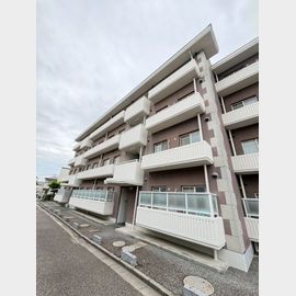 西宮北口駅より徒歩14分 1階 築37年2ヶ月の賃貸物件