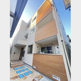 塚口駅より徒歩10分 2階 築1年8ヶ月の賃貸物件