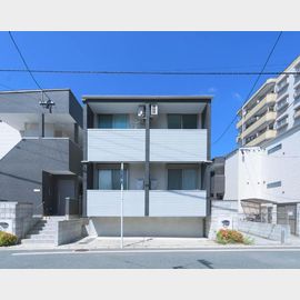 箱崎駅より徒歩13分 1階 築7年8ヶ月の賃貸物件