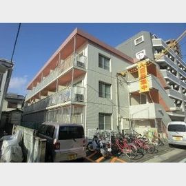 高宮駅より徒歩6分 3階 築40年1ヶ月の賃貸物件