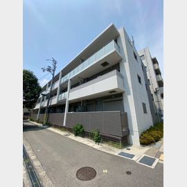 ＡＵＲＵＭＧＲＡＮＤＥ 2階 築6年10ヶ月の賃貸物件