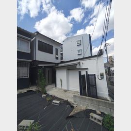 灘駅より徒歩5分 築52年4ヶ月 2階建の賃貸物件