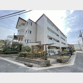 西宮北口駅より徒歩15分 3階 築29年9ヶ月の賃貸物件