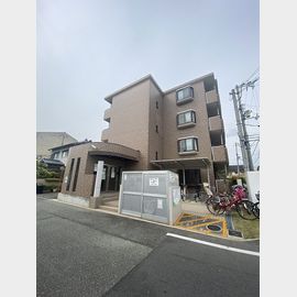 武庫之荘駅より徒歩14分 3階 築28年10ヶ月の賃貸物件