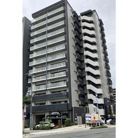 宝塚駅より徒歩6分 12階 築8年11ヶ月の賃貸物件