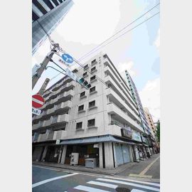 渡辺通駅より徒歩11分 4階 築42年の賃貸物件
