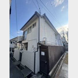 大倉山駅より徒歩14分 築45年11ヶ月 2階建の賃貸物件
