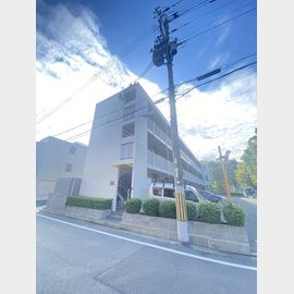 武庫川駅より徒歩17分 3階 築25年4ヶ月の賃貸物件