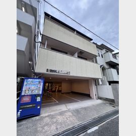 シャインコート神戸 1階 築18年3ヶ月の賃貸物件