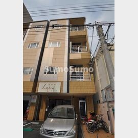 博多駅より徒歩6分 築16年6ヶ月 4階建の賃貸物件