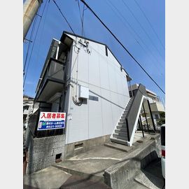 プラーフ西山 2階 築29年10ヶ月の賃貸物件