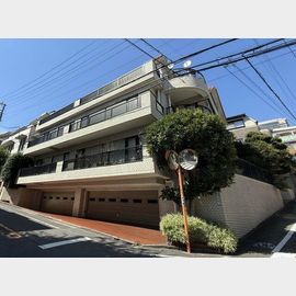 クリスティホームズ三田 2階 築42年の賃貸物件